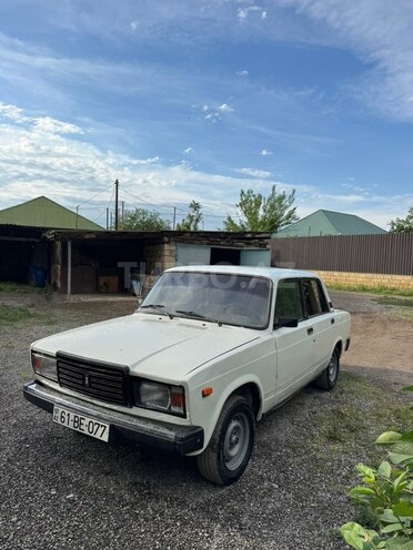 LADA (VAZ) 2107-1