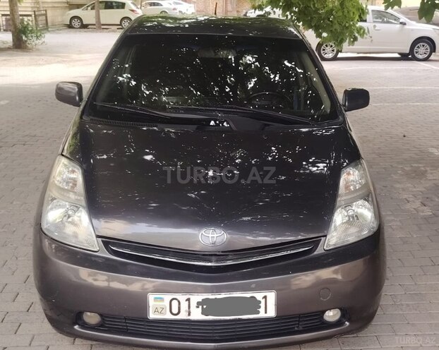 Toyota Prius-1