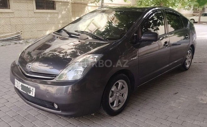 Toyota Prius-2