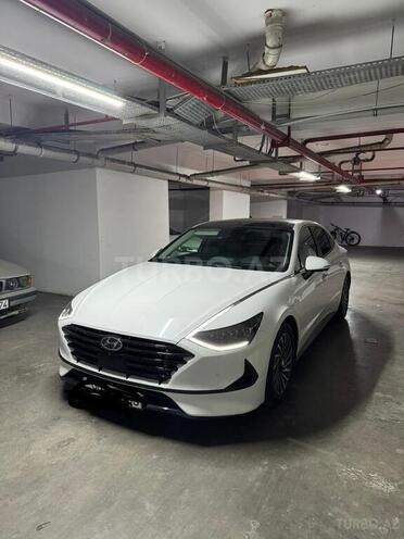 Hyundai Sonata-5