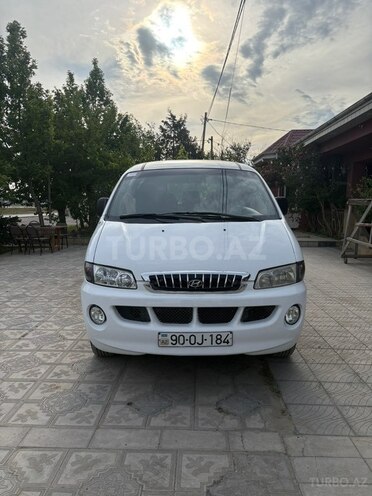 Hyundai H-1-3
