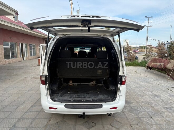 Hyundai H-1-11