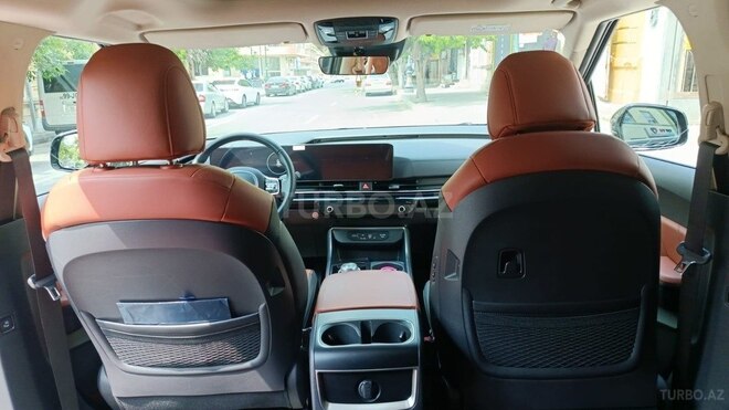 Kia Carnival-7