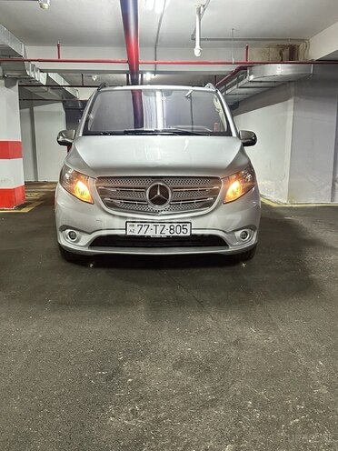 Mercedes Vito-1