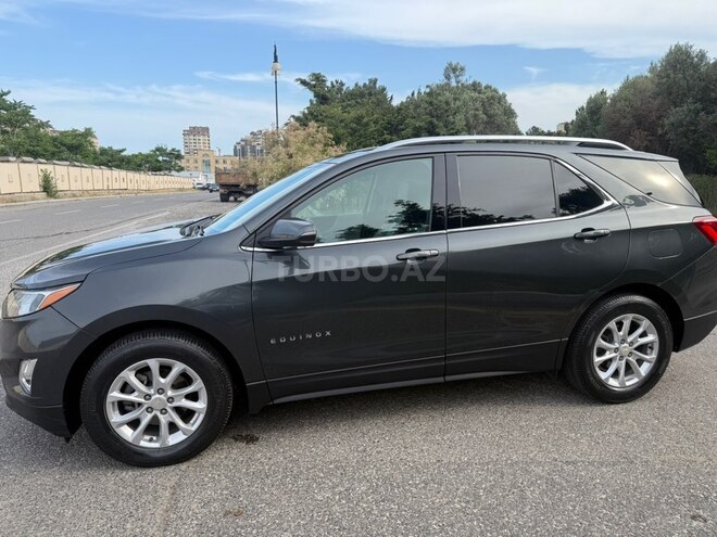 Chevrolet Equinox-5