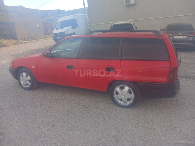 Opel Astra-7