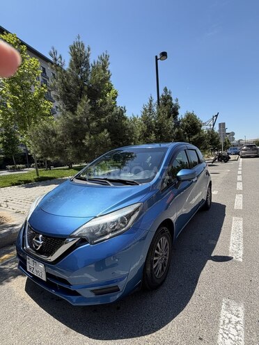 Nissan Note-1