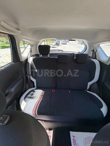 Nissan Note-9