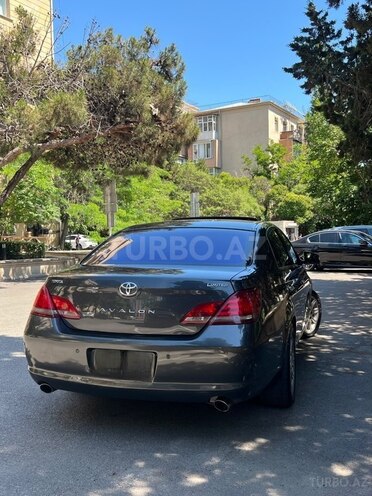 Toyota Avalon-4
