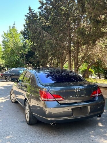 Toyota Avalon-3