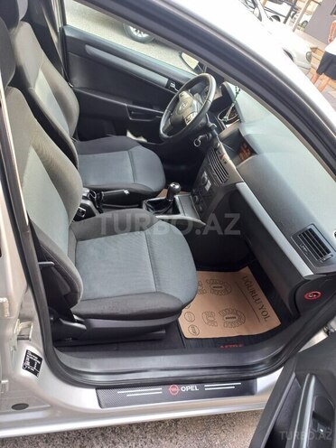 Opel Astra-10
