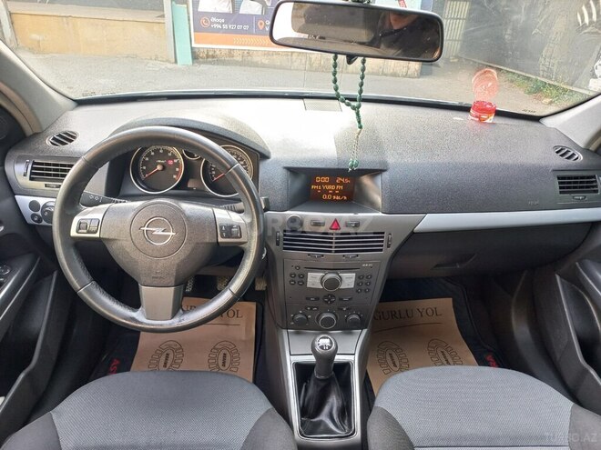 Opel Astra-12