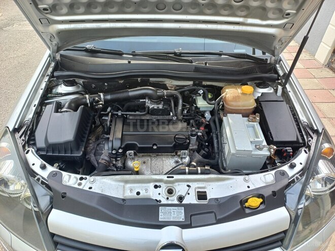 Opel Astra-16