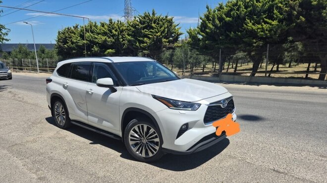 Toyota Highlander-4