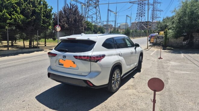 Toyota Highlander-5