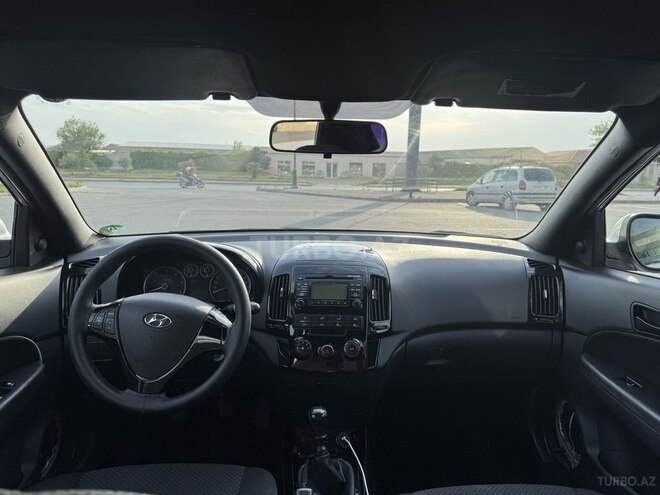 Hyundai i30-6