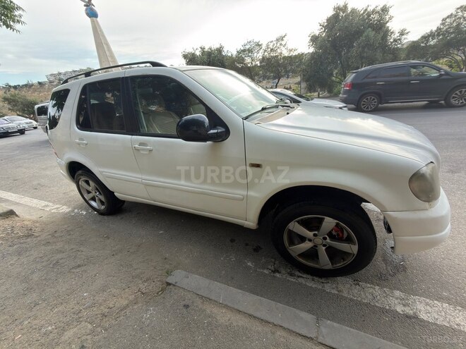 Mercedes ML 320-4