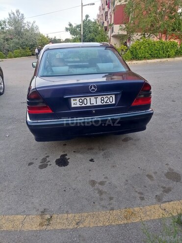Mercedes C 220-2