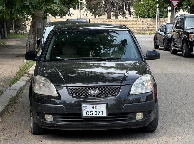 Kia Rio-1