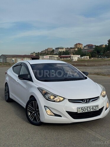 Hyundai Elantra-3