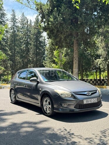 Hyundai i30-2