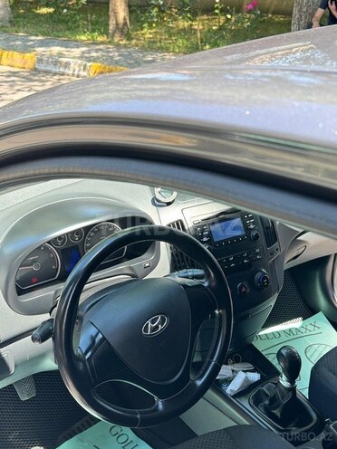 Hyundai i30-7