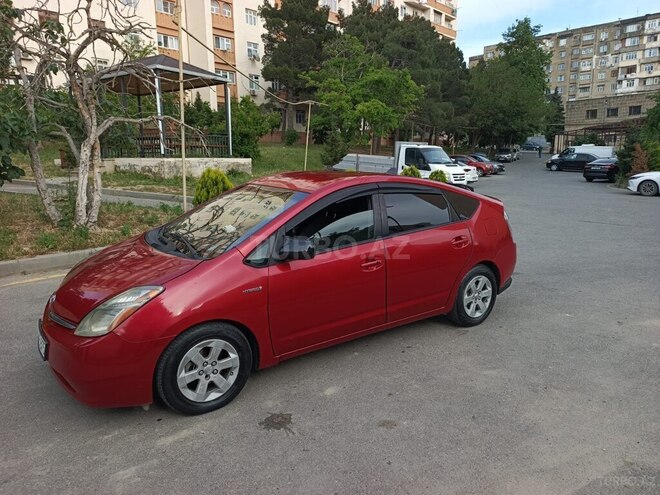 Toyota Prius-12