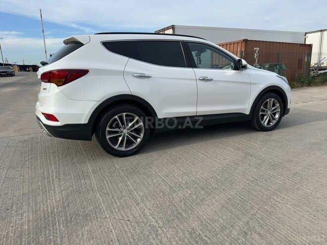 Hyundai Santa Fe-6
