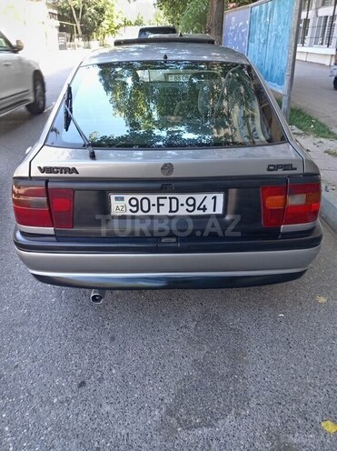 Opel Vectra-1