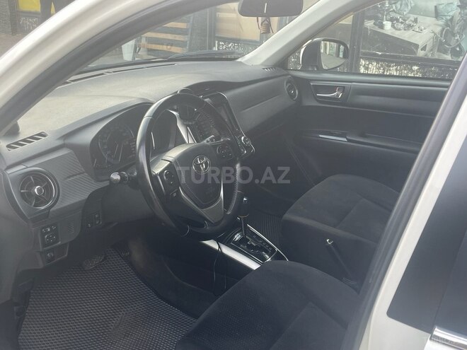 Toyota Corolla Fielder-7