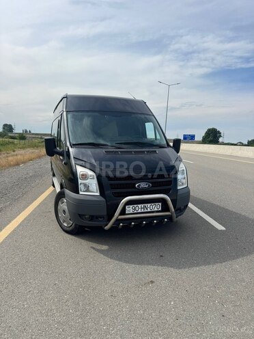 Ford Transit-1