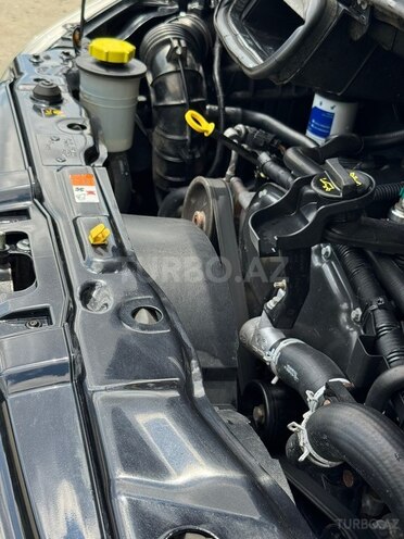 Ford Transit-14