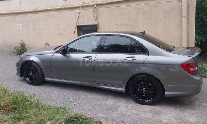 Mercedes C 300-6