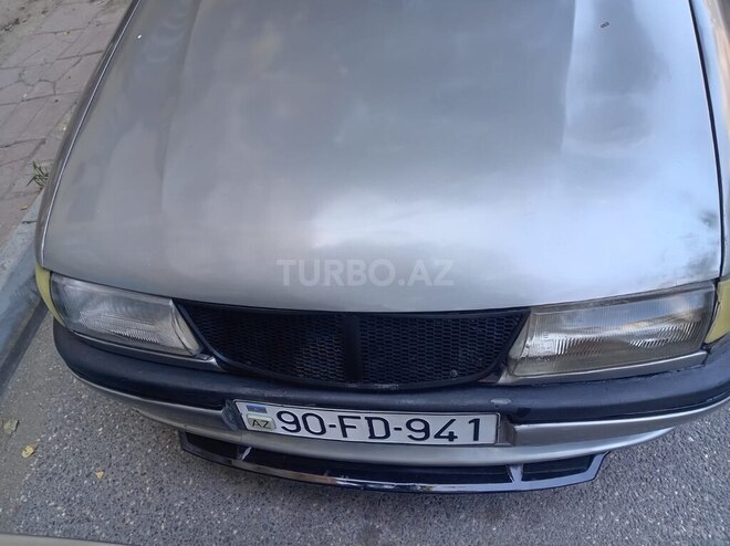 Opel Vectra-7