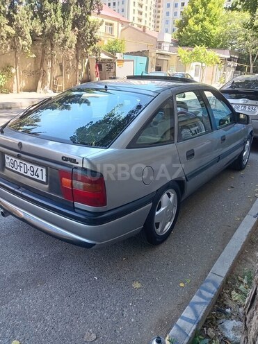 Opel Vectra-15