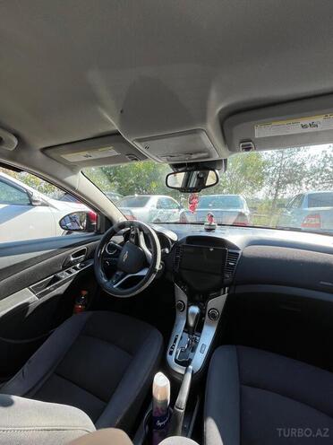 Chevrolet Cruze-9