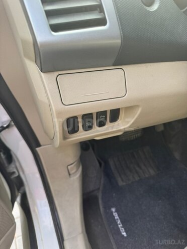 Mitsubishi Outlander-10