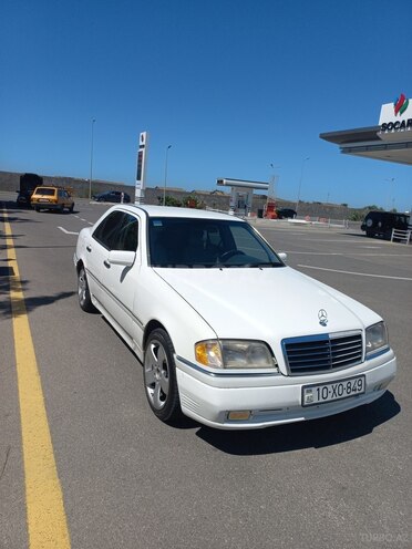 Mercedes C 280-1