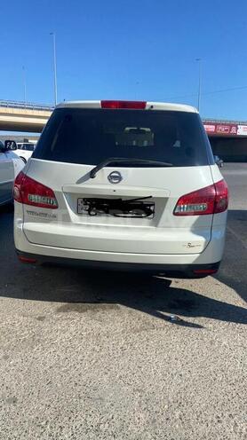 Nissan Wingroad-2