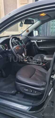Kia Sorento-8