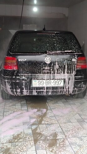 Volkswagen Golf-3