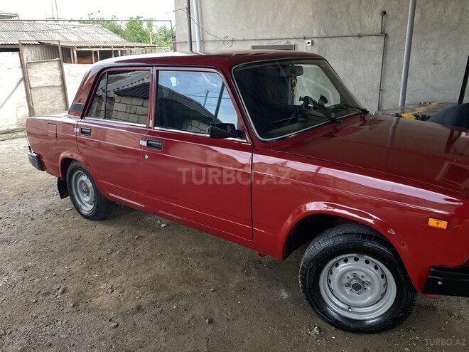 LADA (VAZ) 2107-4