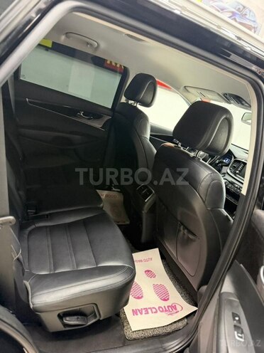 Kia Sorento-18