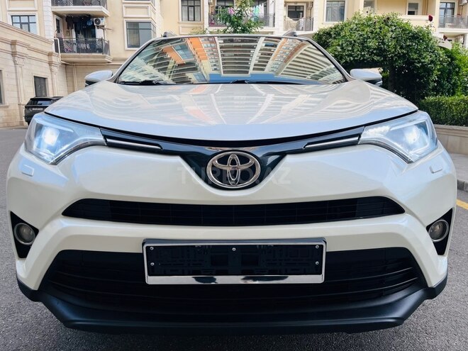 Toyota RAV4-20