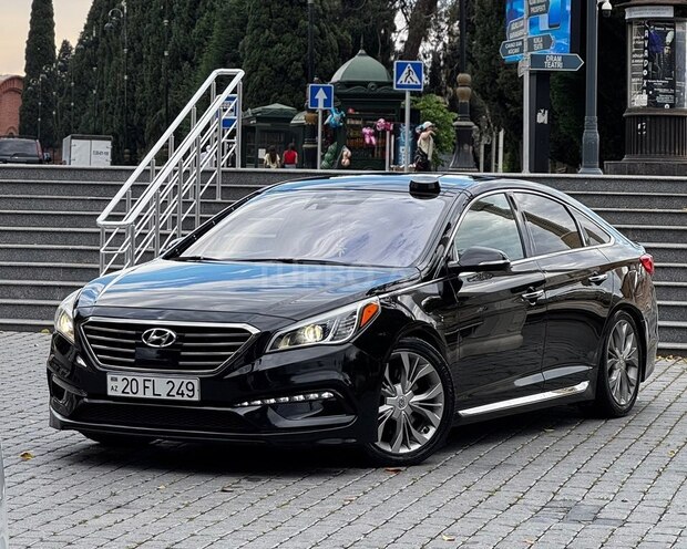 Hyundai Sonata-1