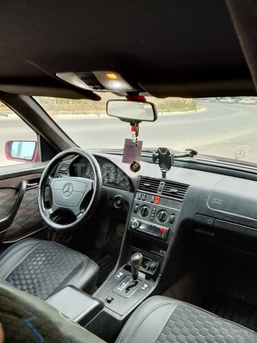 Mercedes C 180-10