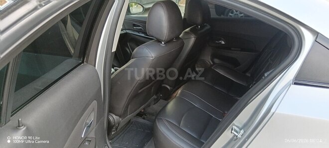 Chevrolet Cruze-19