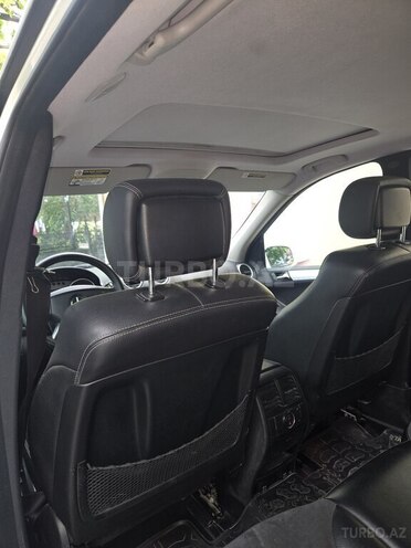 Mercedes ML 350 4MATIC-6