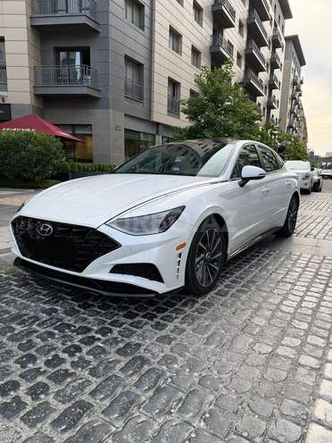 Hyundai Sonata-4