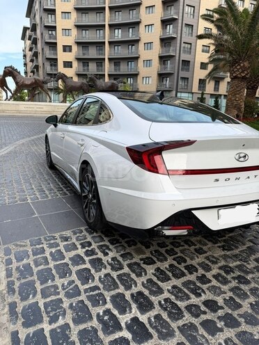 Hyundai Sonata-5